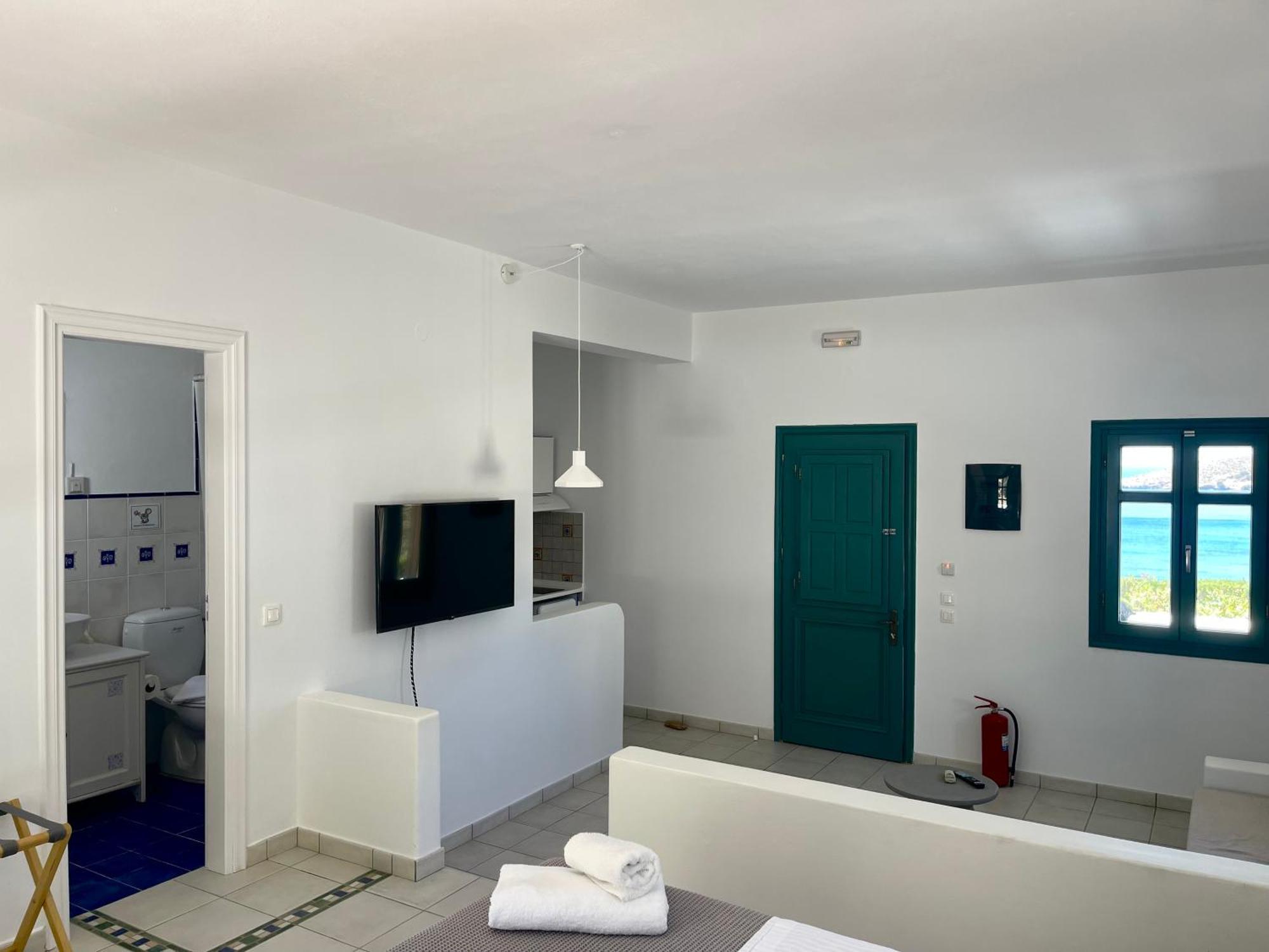 Lipsi Blue Hotel Екстериор снимка